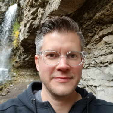 Headshot of Barrett Hileman